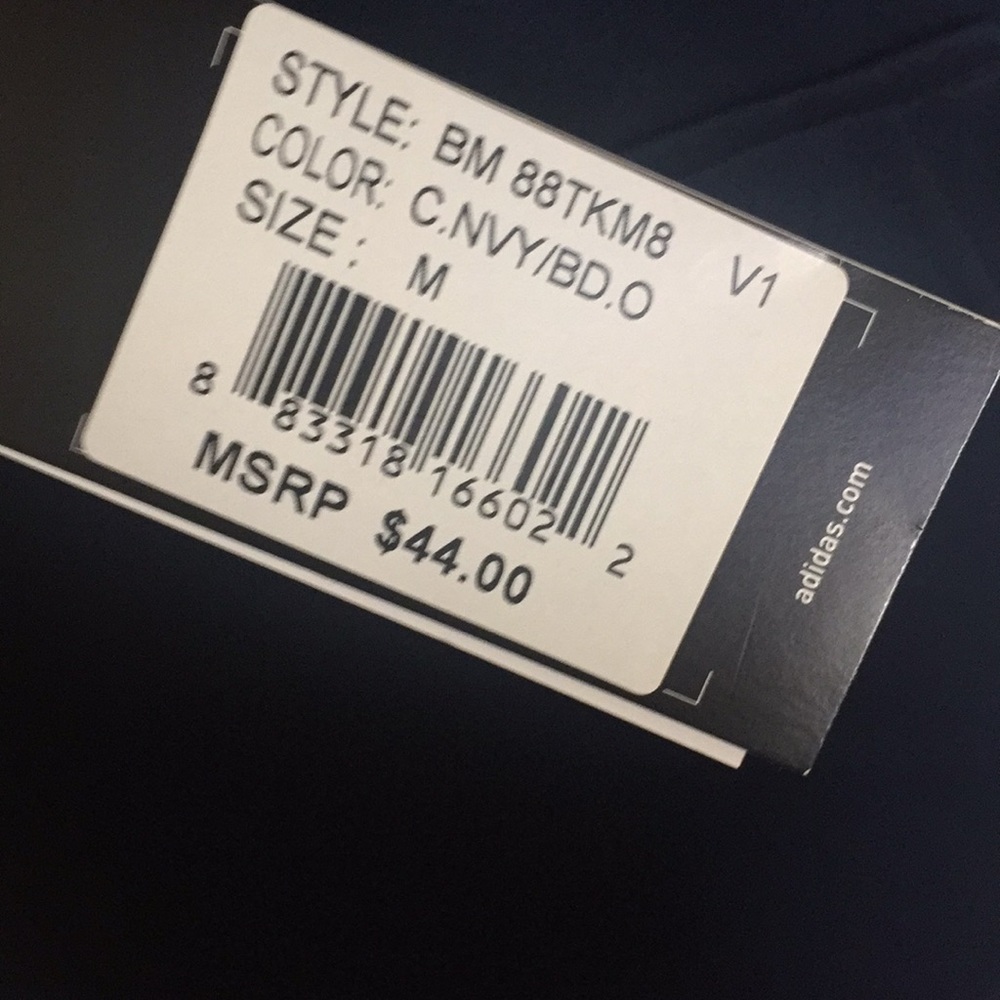 New BOYS ADIDAS SWEATSHIRT PULLOVER M MEDIUM 10/12 - Picture 4 of 8